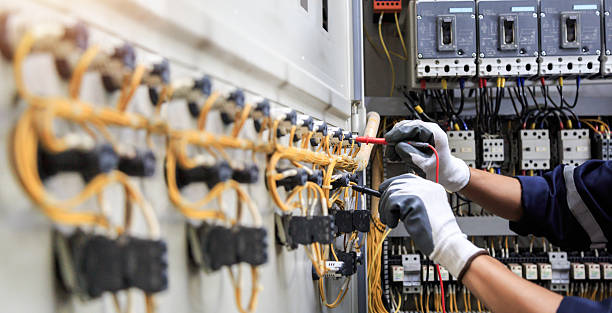 Professional Electrician technician working in Eagle Lake, TX